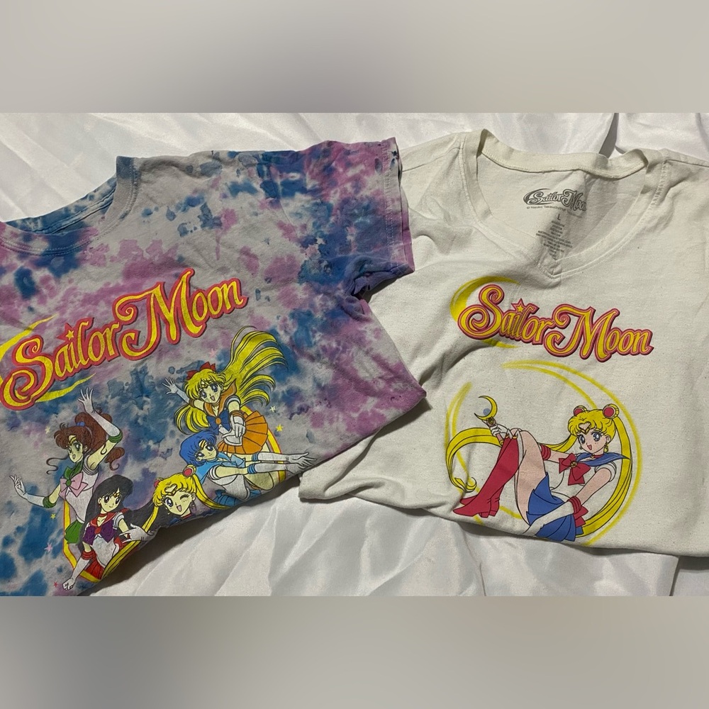 Sailor Moon t-shirts- size M/L
